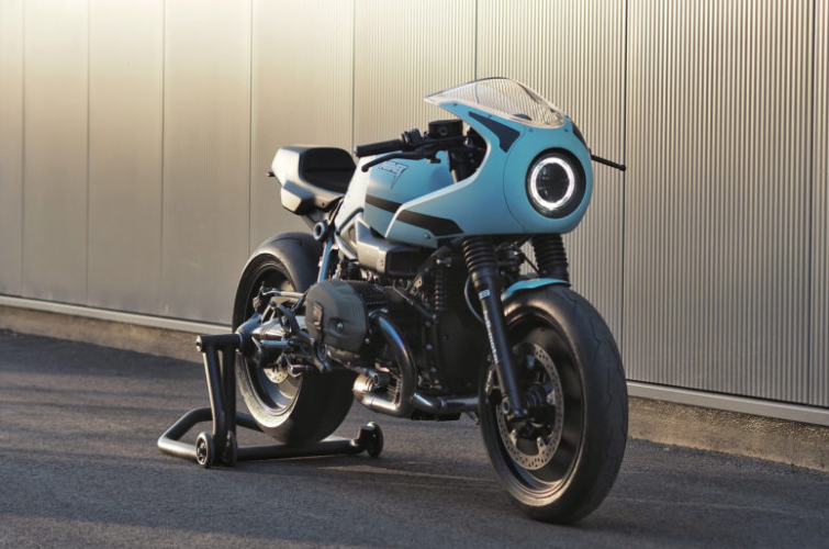 BMW R Nine T Transformée en Café Racer : Une Fusion de Style et de Performance
