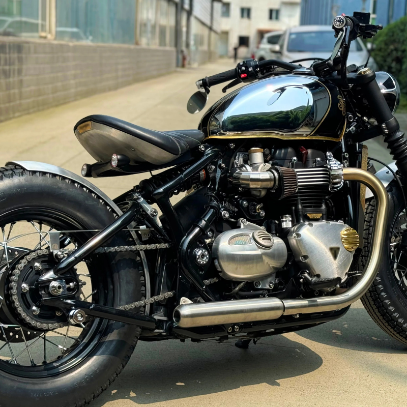 Krótki triumf Bobber 1200 wydech