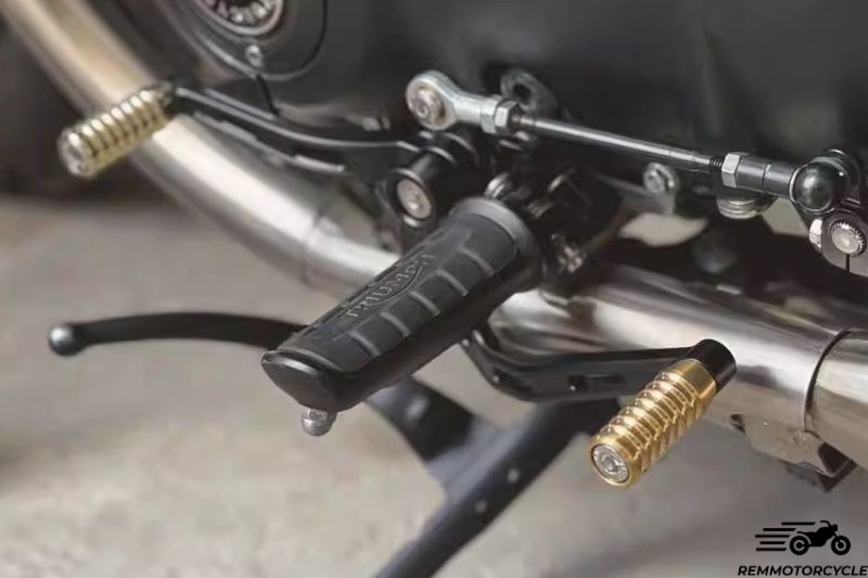 Double sélecteur de vitesse Triumph Bobber