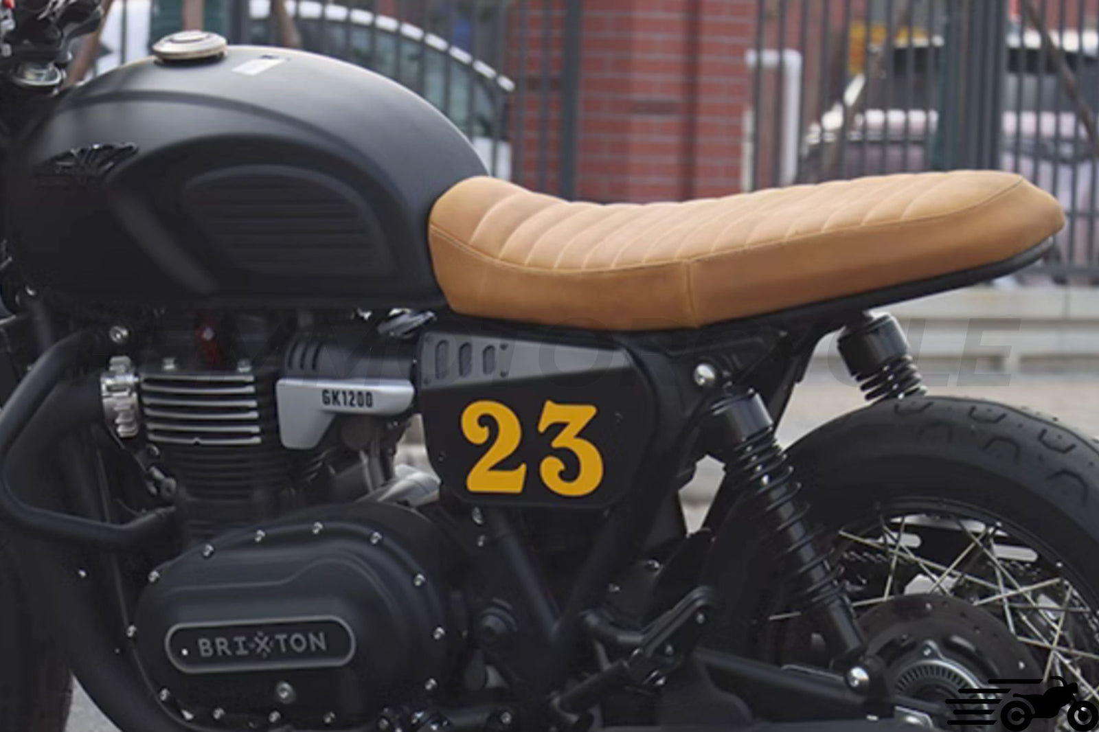 Brixton Cromwell 1200 tablicy boczne