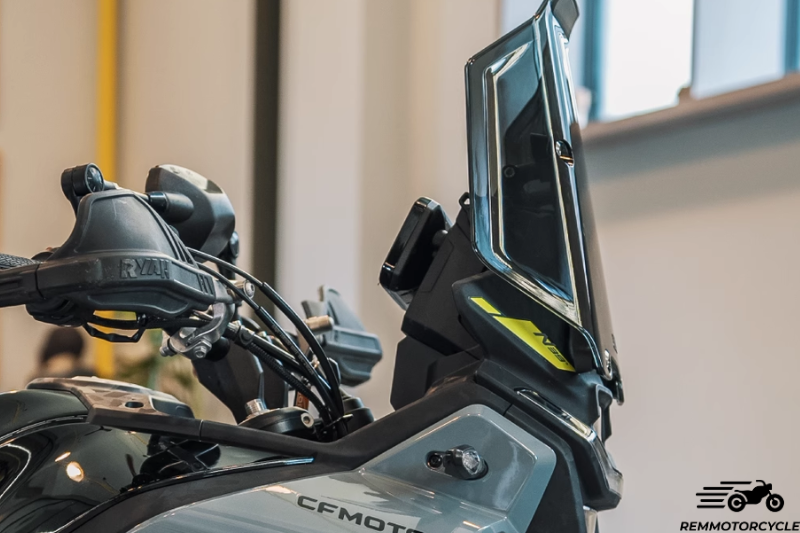 Pare-brise haut BVL pour CFMOTO 450 MT