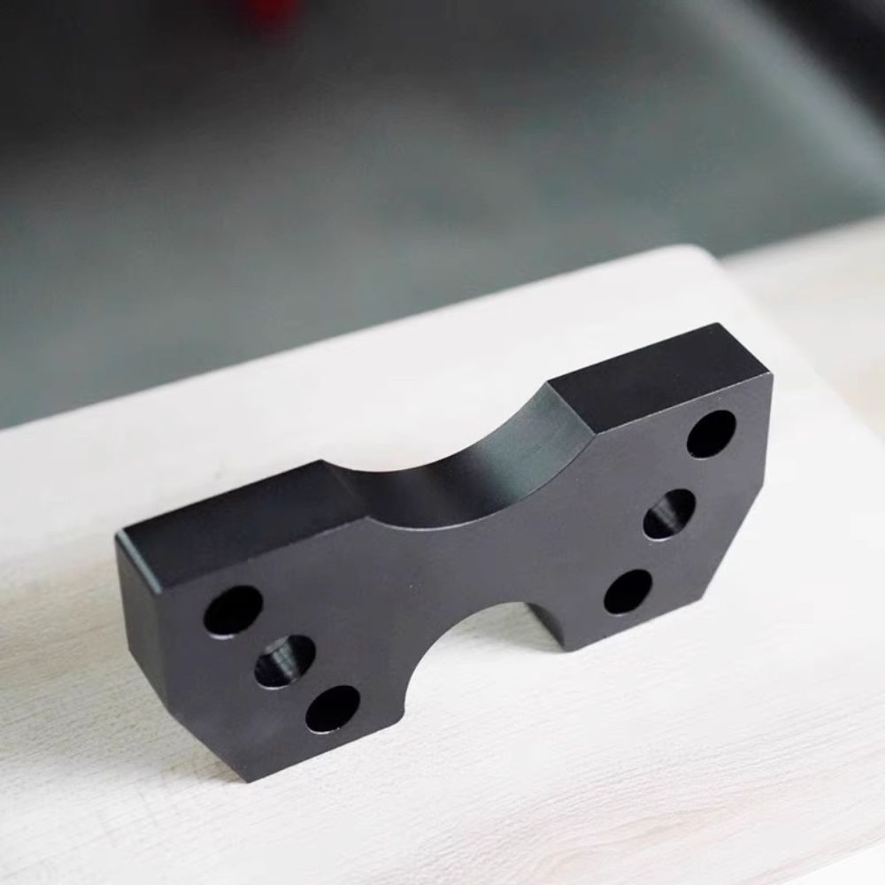 Podnośnik kierownicy Harley Sportster 883 / 1200