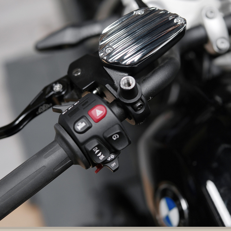 Couvercles maître-cylindre laiton – BMW R12/R12GS/R12N