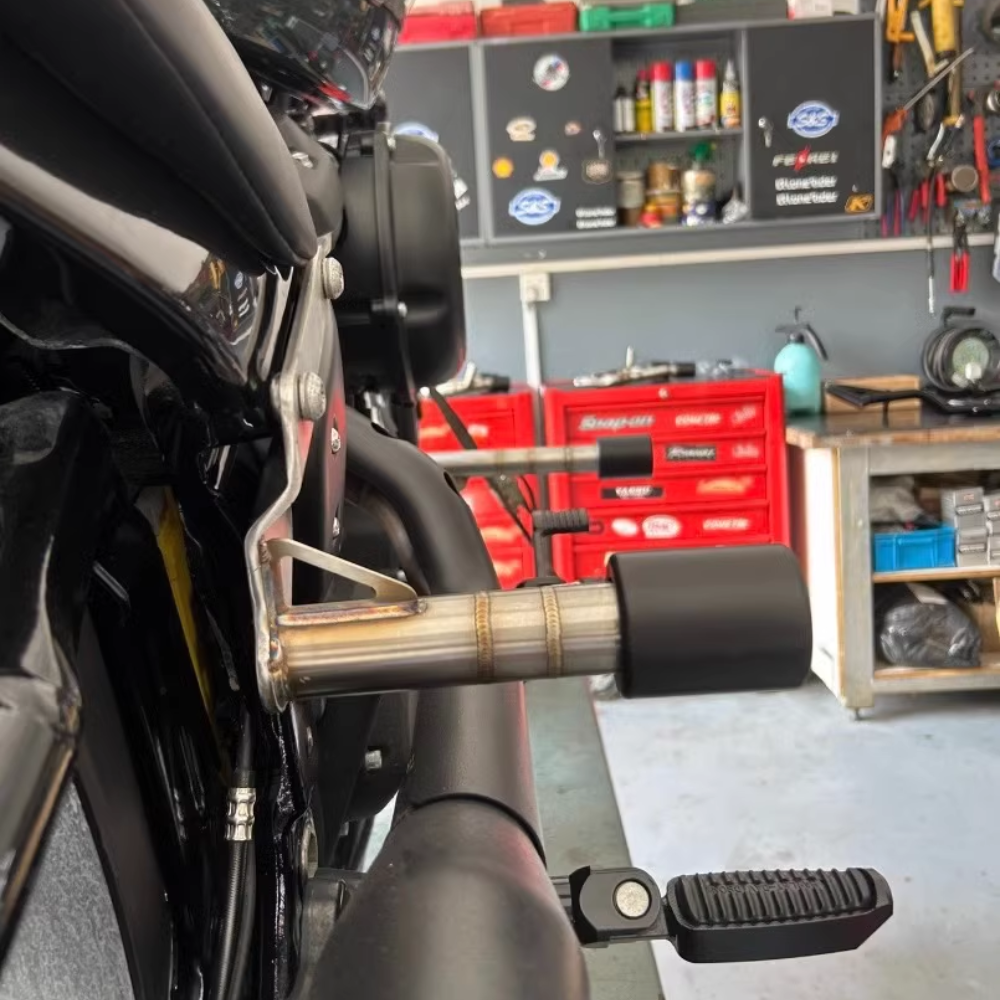 Jednoczęściowy gmol ze stali nierdzewnej Harley Softail (2018+)