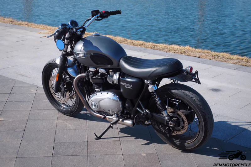 Krótki zestaw siodłowy Triumph