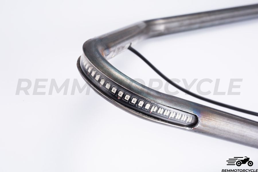 Burza podniesiona ze zintegrowanym paskiem LED do wyścigów 2 siodle