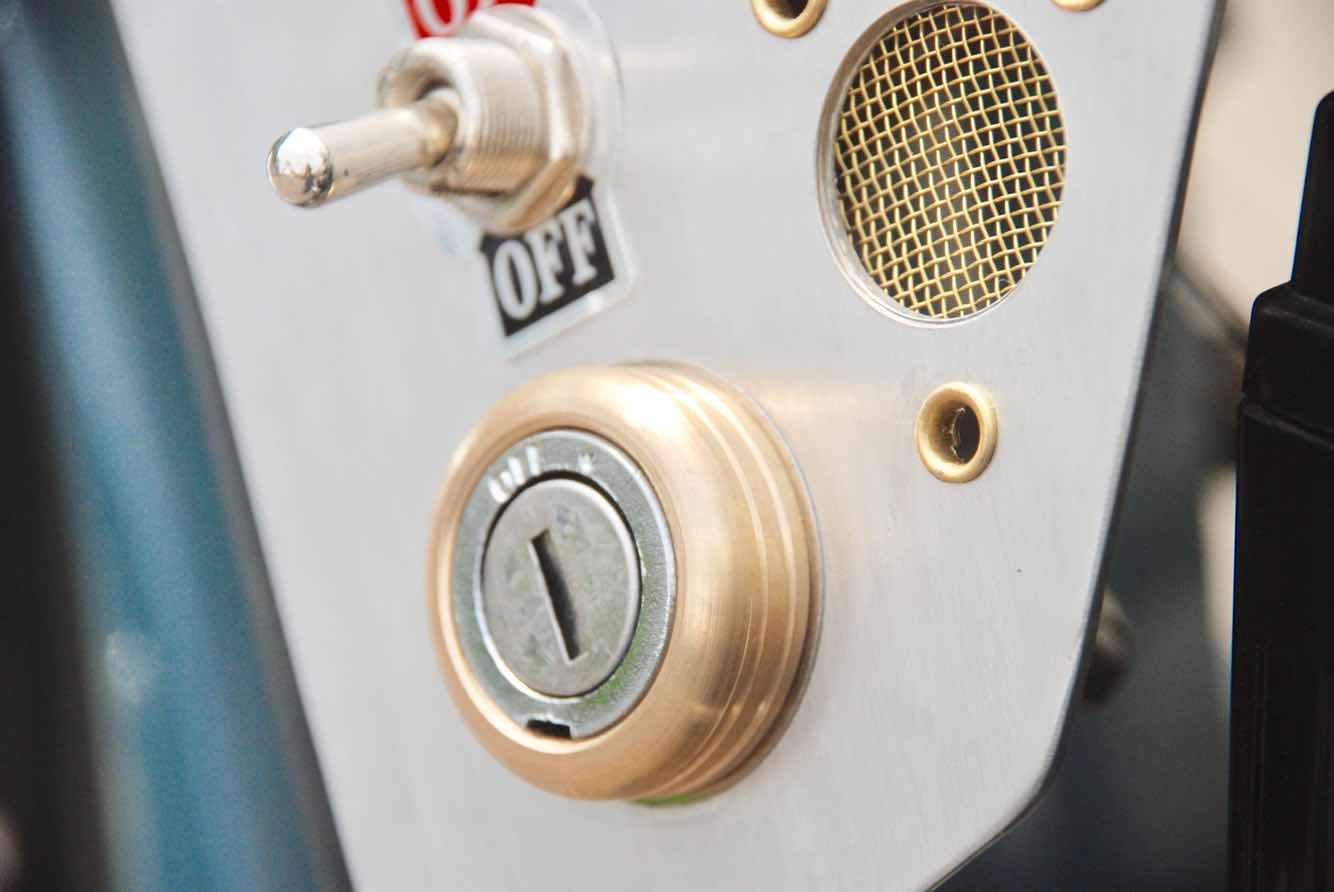 Contacteur à Clé Laiton ou Acier - REMMOTORCYCLE