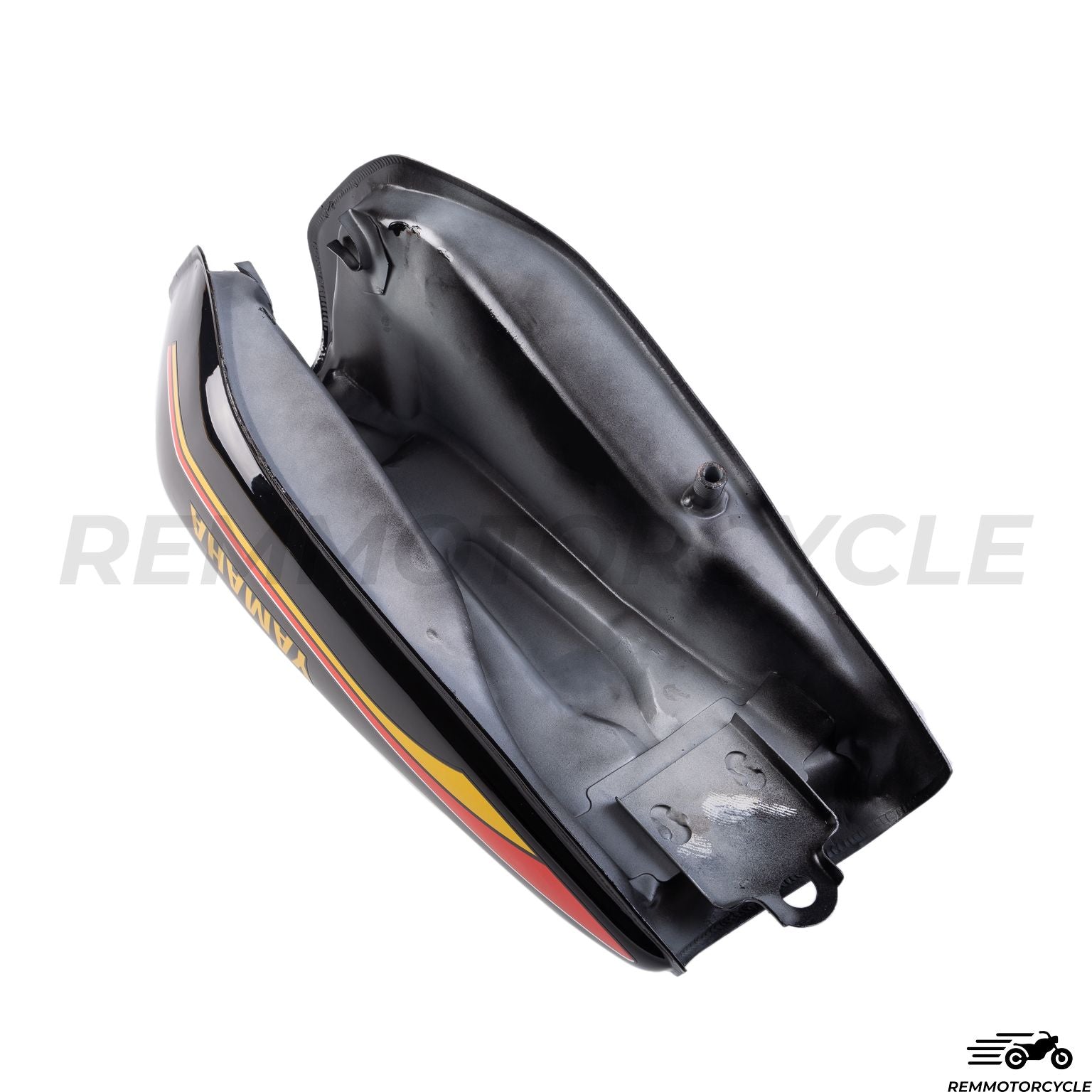 Black CG zbiornika Yamaha
