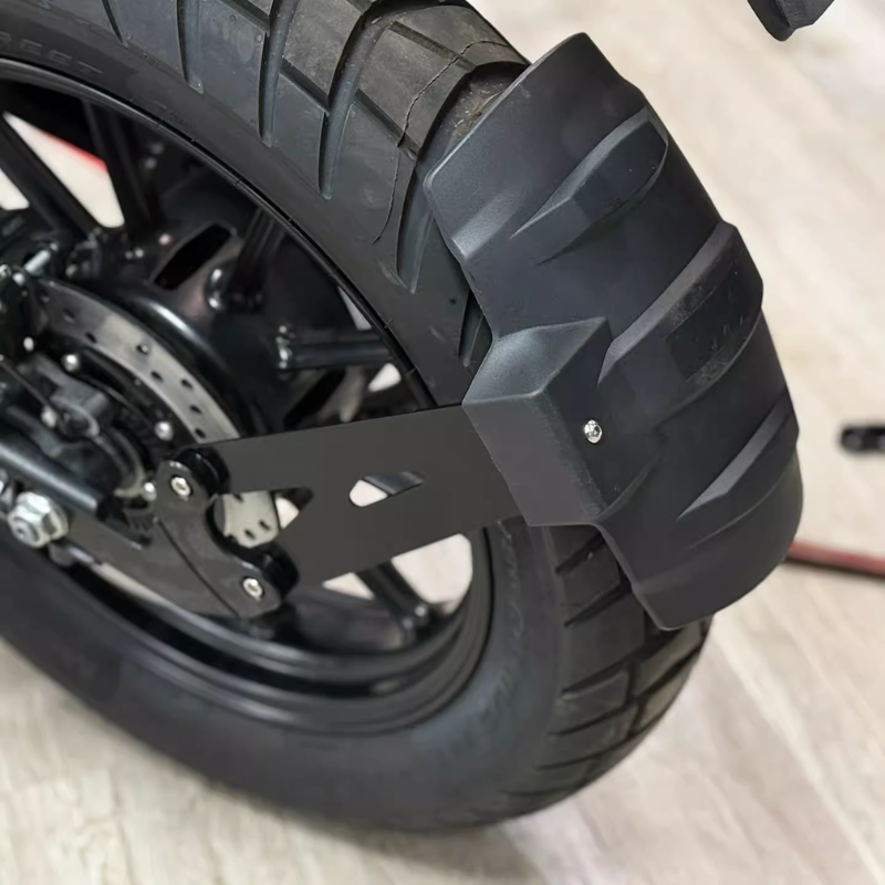 Oblizanie triumfu scrambler 400x koło