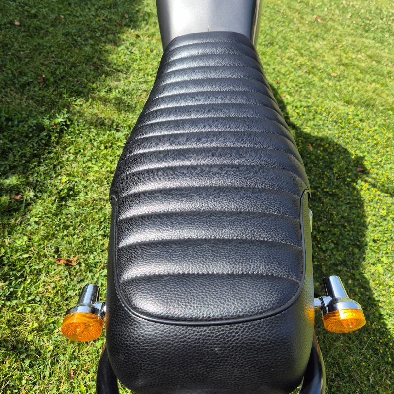 Cafe Racer Biplace Black Saddle