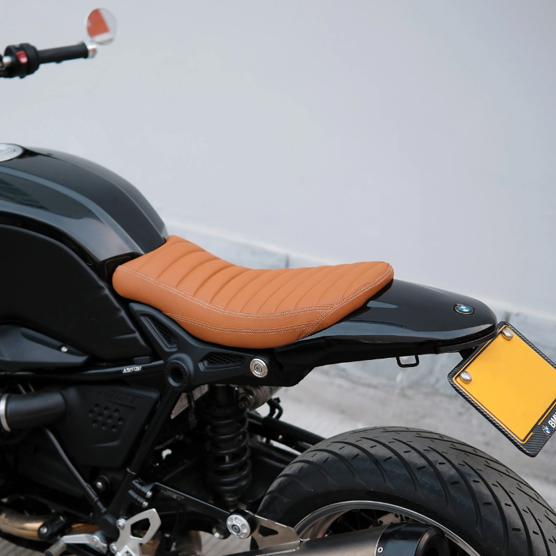 Krótkie siodło + BMW R Nine Saddle Cover