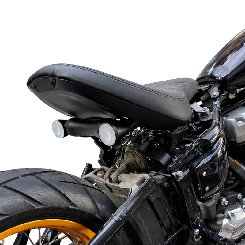 Kit Selle Solo + Selle Passager Amovible avec Feux 3-en-1 pour Harley Softail M8 2018+ ZOOM