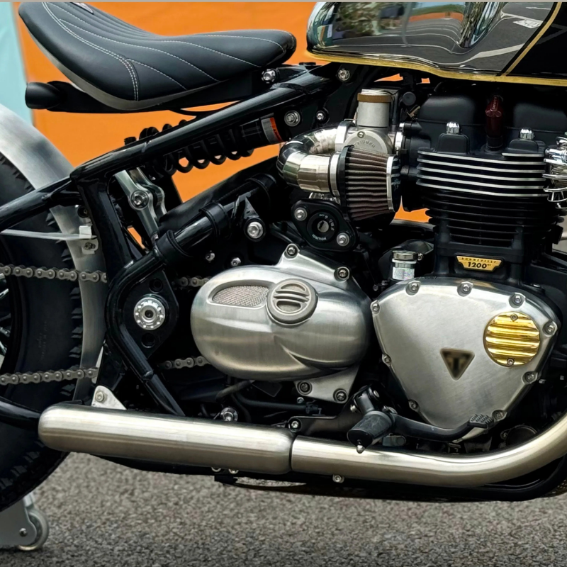 Krótki triumf Bobber 1200 wydech