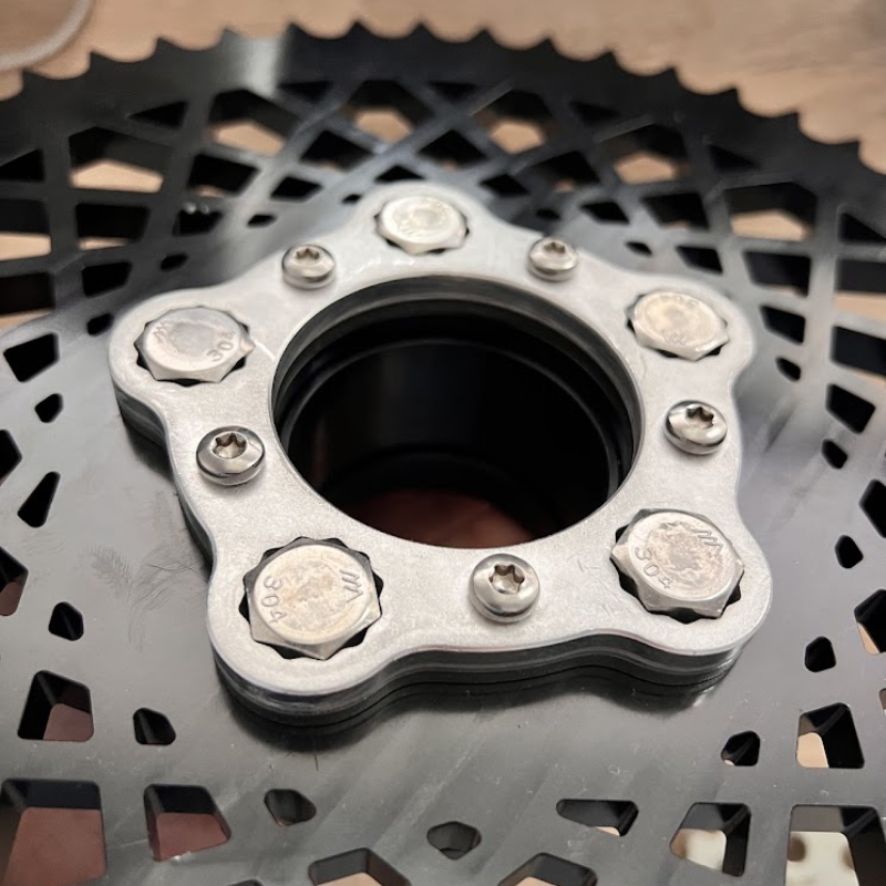 Sprocket Locker – 304 Stainless & 6061 Aluminum – HD Softail / Dyna / Sportster