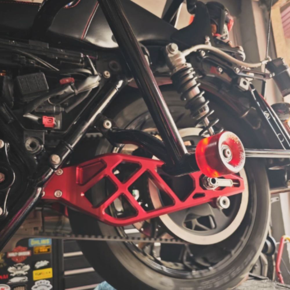 Aluminiowy wahacz Harley Touring 2014+