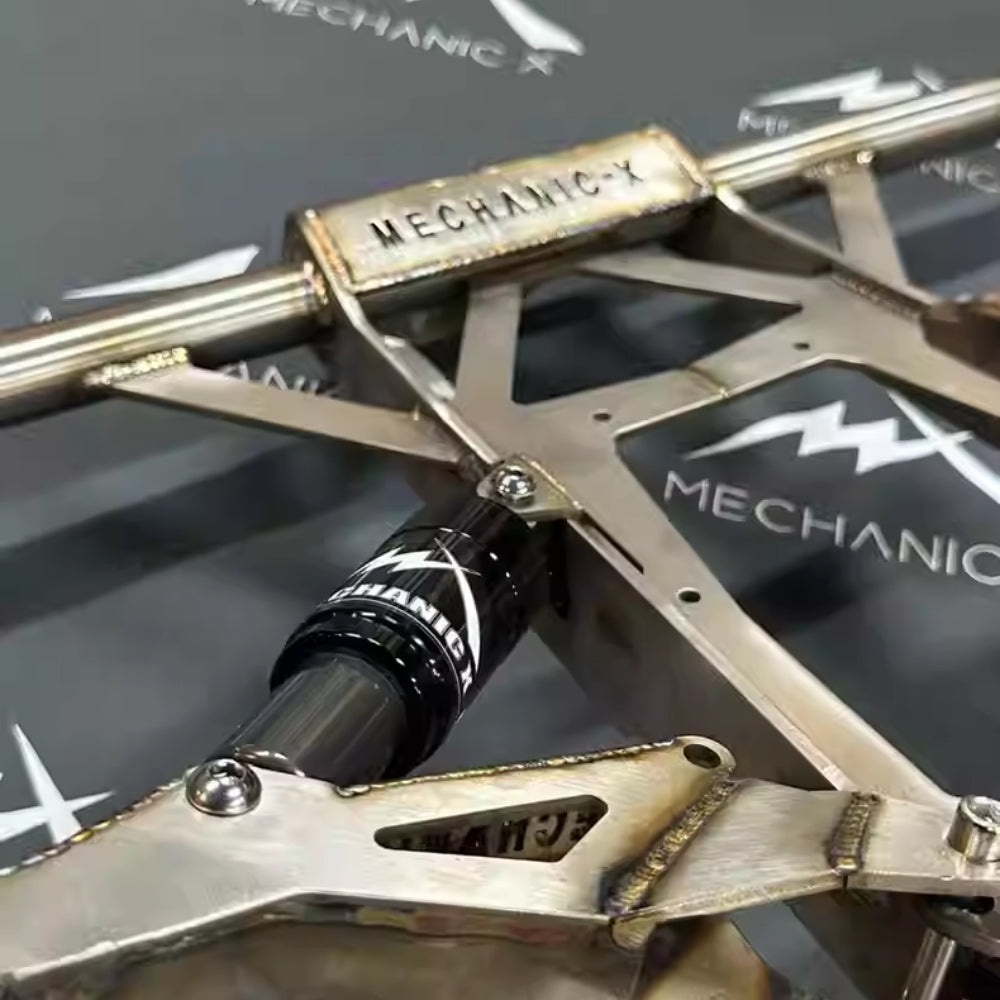 Crashbar MechaX Softail M8 – wzmocniona stal nierdzewna Clubstyle