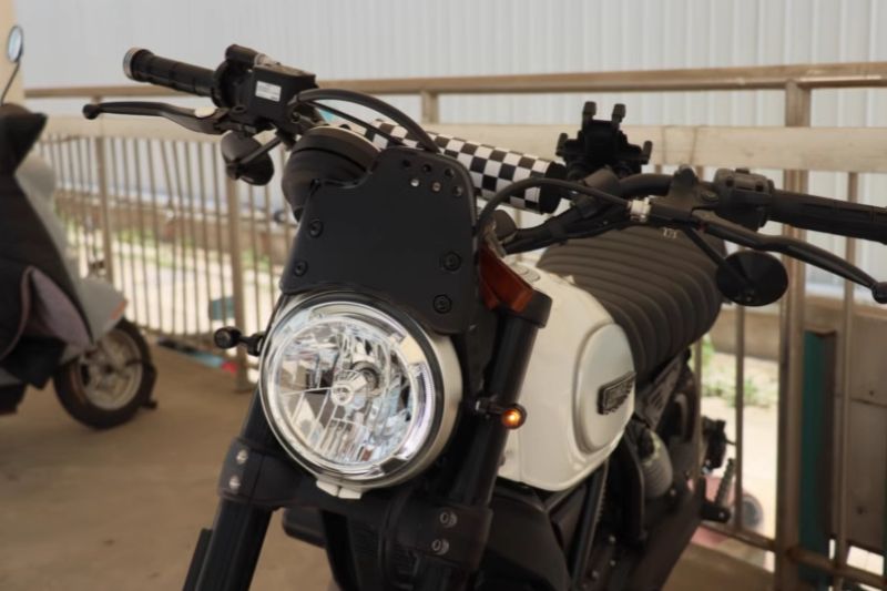 Clignotants LED Ducati Scrambler Pug&Play + Supports