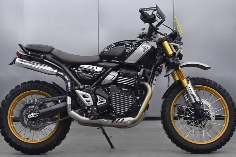 Wysoka prędkość triumfowa 400 i Scrambler 400 x