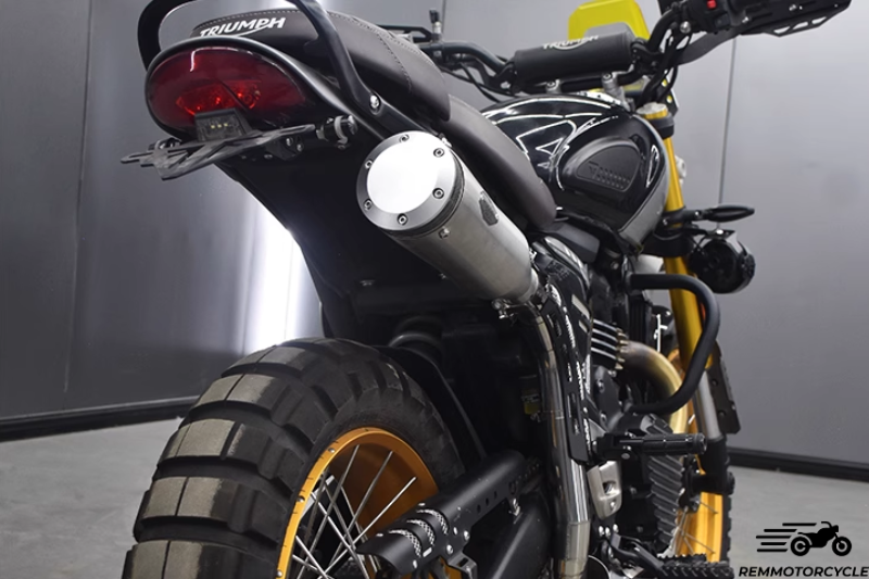Wysoka prędkość triumfowa 400 i Scrambler 400 x