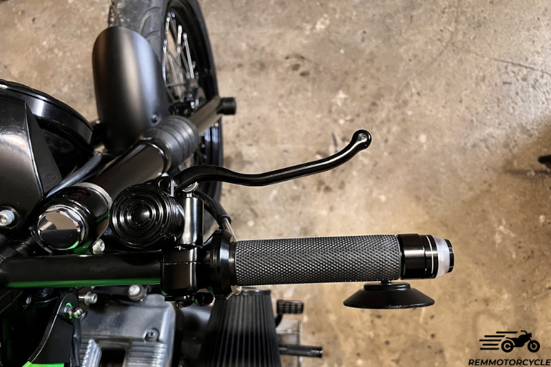 Leviers frein + embrayage commodos intégrés Remmotorcycle