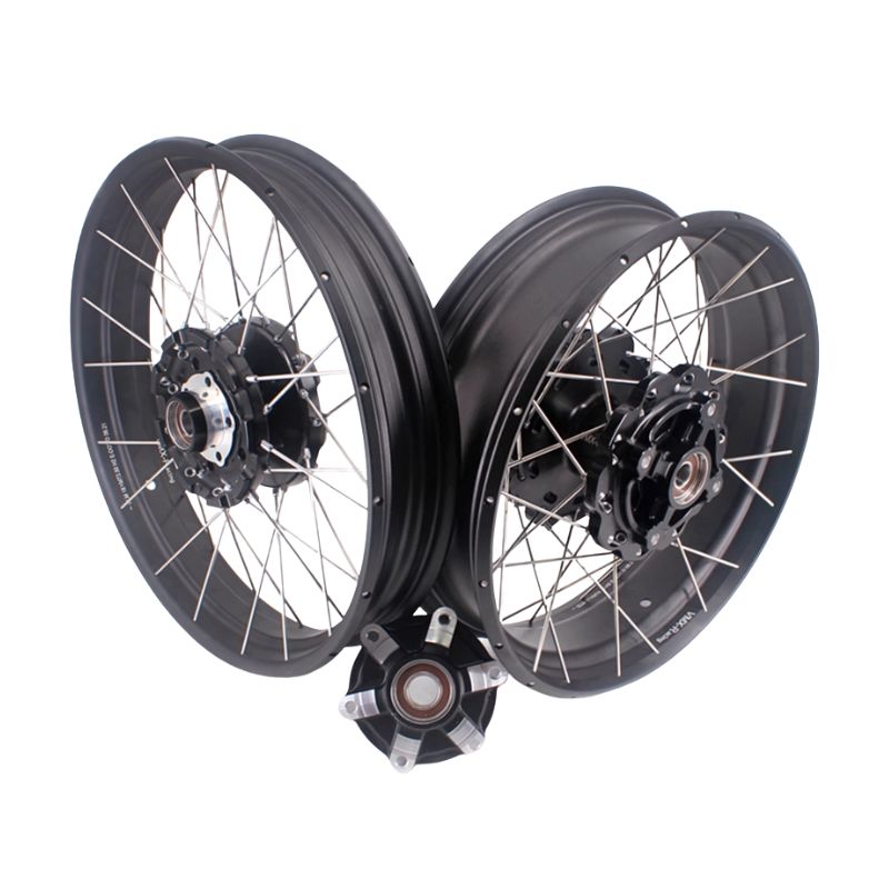 Paire de jantes à rayon tubeless Triumph T100 T120