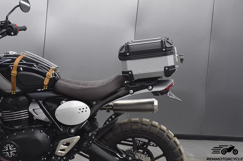 Tylny bagażnik do Triumph Scrambler 400x / prędkość 400