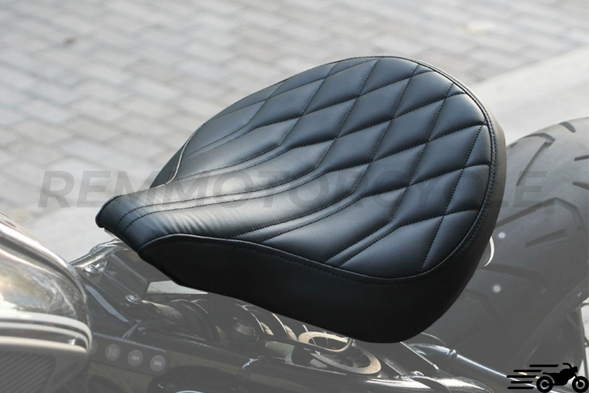 Triumph Bobber Saddle