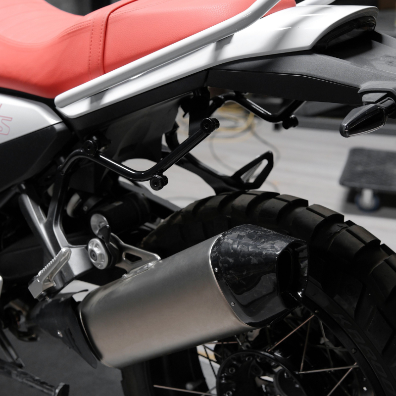Cache d’embout d’échappement carbone – BMW R12GS