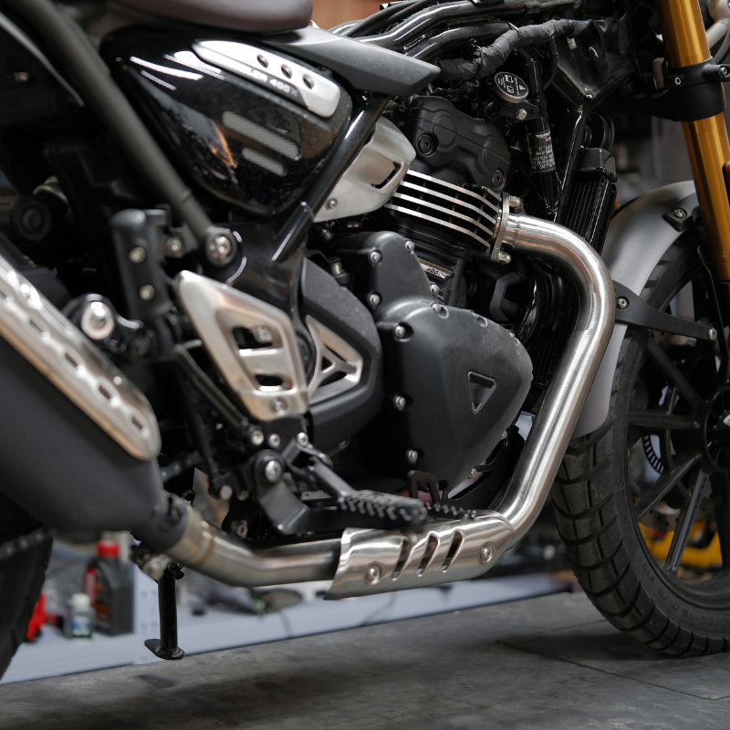 Collecteur avant inox – Triumph Speed 400 / 400X 