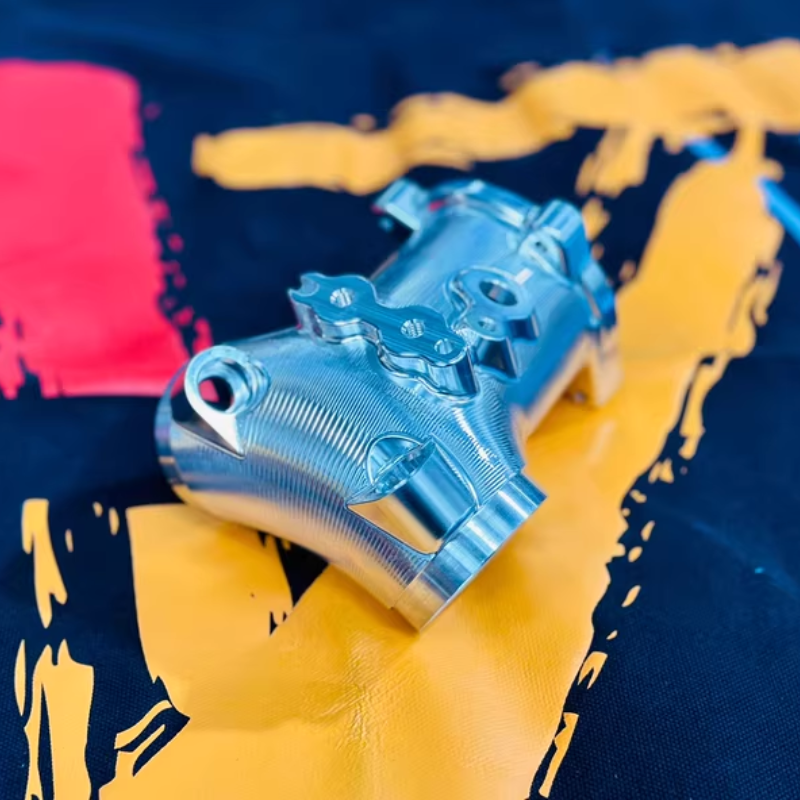 Wlot CNC 55 mm do Harleya Milwaukee-Eight