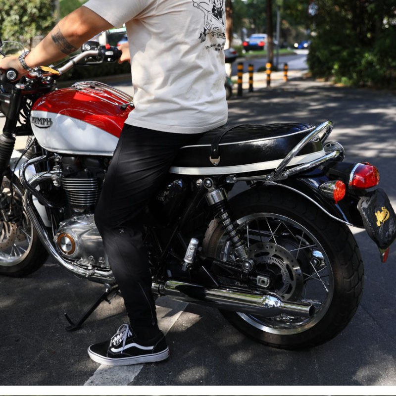 Klasyczne siodełko Bonneville T100/T120