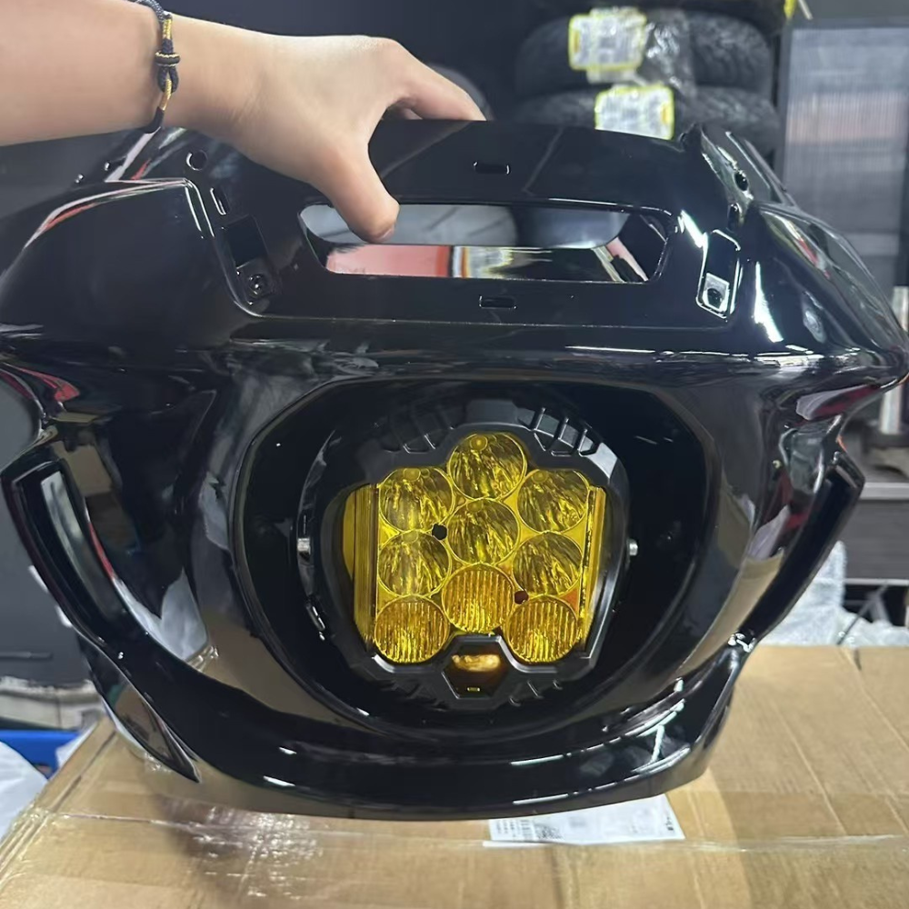 Owiewka ST Club Style z dźwiękiem Harley Softail 2018+