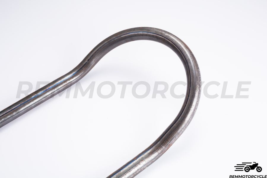 Długa i podniesiona tylna klamra Scrambler. 22 lub 25 mm