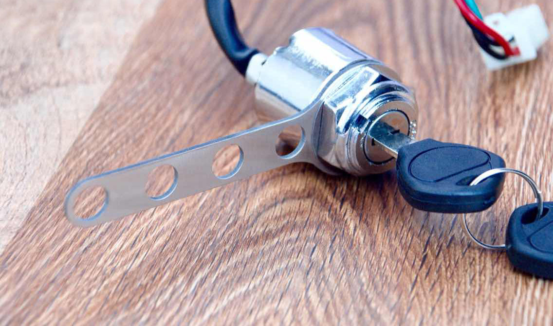 Contacteur à Clé Laiton ou Acier - REMMOTORCYCLE