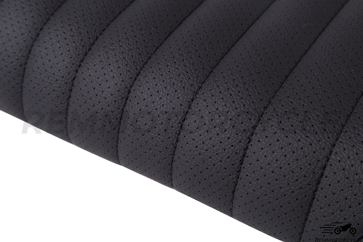 Perforowane czarne siodło