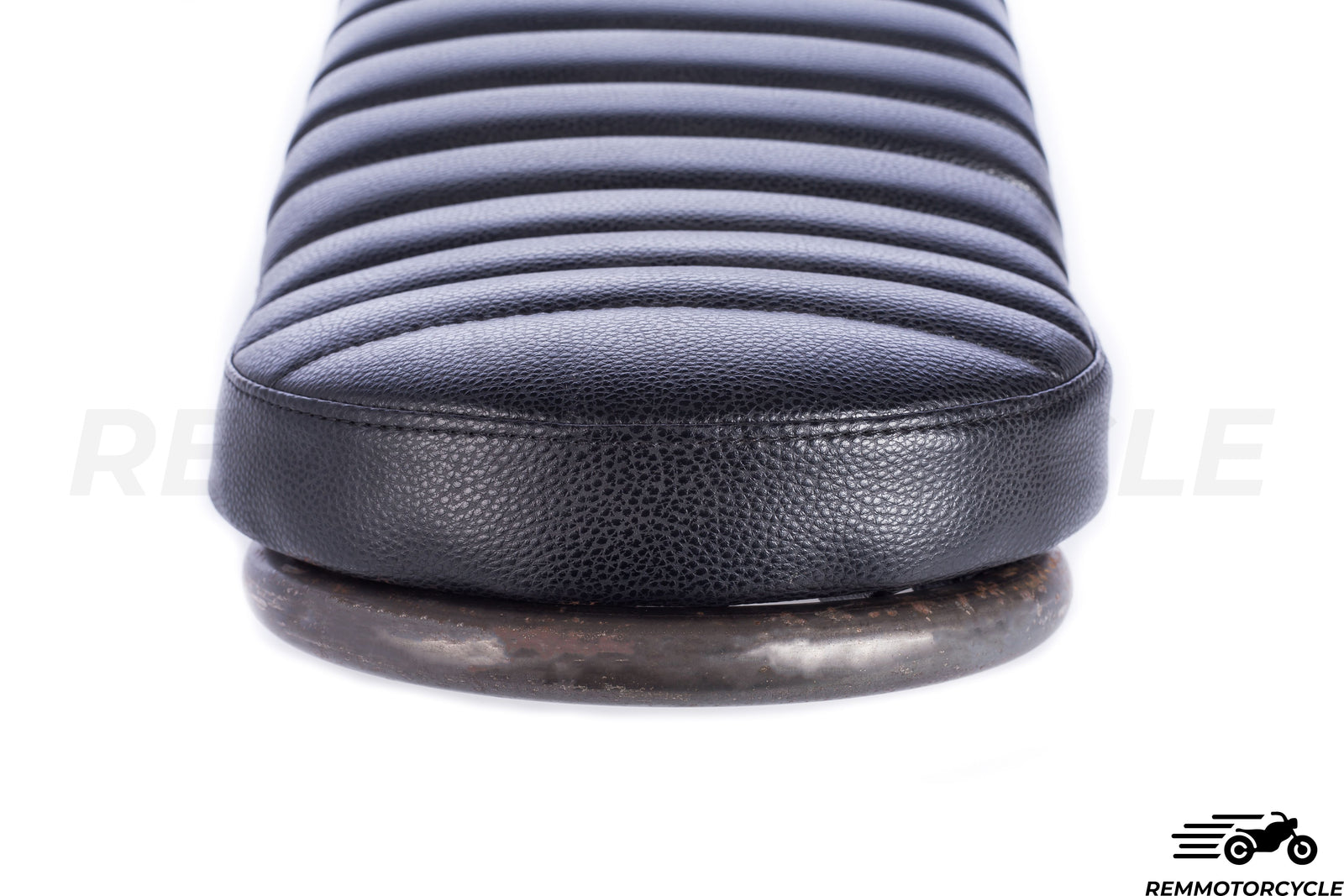 Saddle Black podniesiony typ 1 tło metalowe 50 cm z pętlą