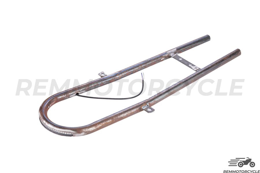 Czarna czarna siodło z długą zintegrowaną pętlą LED