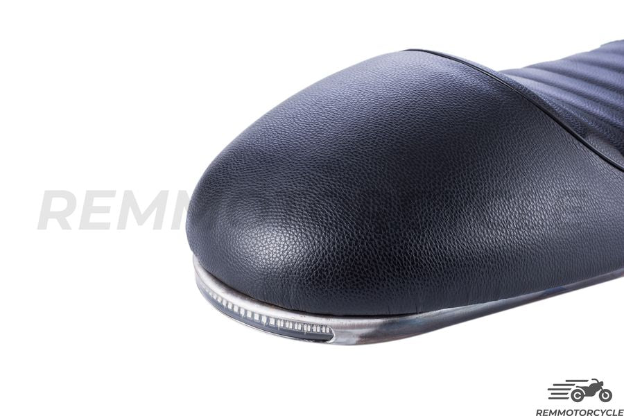 Racing Black Saddle + Long Flat Loop + LED Band